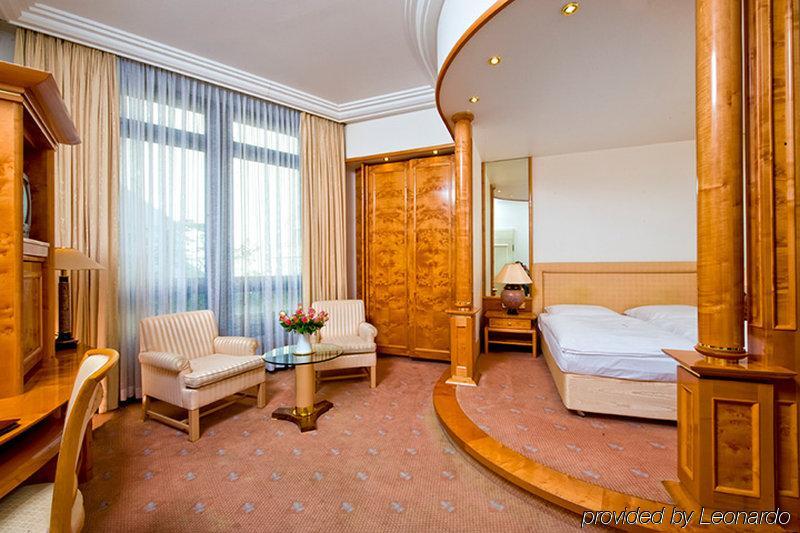 Mondial Am Kurfuerstendamm 4* Берлин