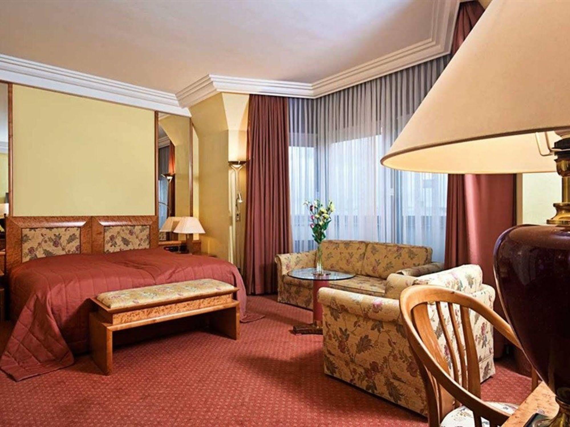 Mondial Am Kurfuerstendamm Отель Берлин