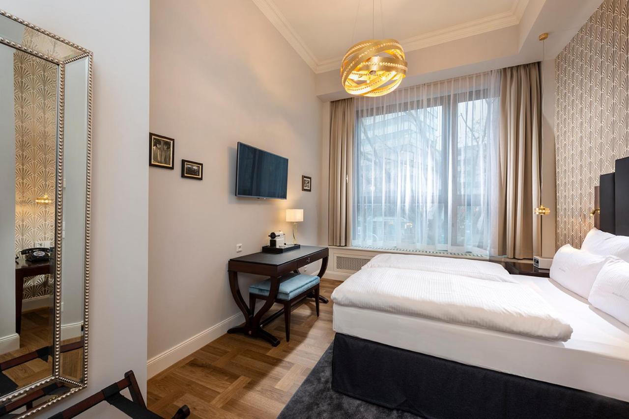 Mondial Am Kurfuerstendamm Отель 4*